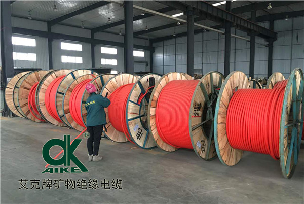 �V��^����|